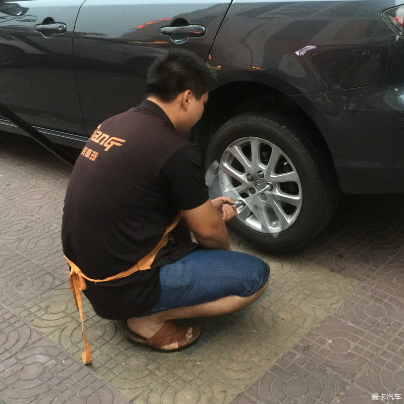 【圖】深圳【有車邦】洗車養護店,補胎拆壞胎壓偵測不予賠付!