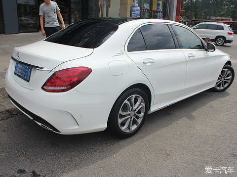 > 北京通州全車貼膜閩興車飾界奔馳c200全車貼量子膜 全車鍍晶