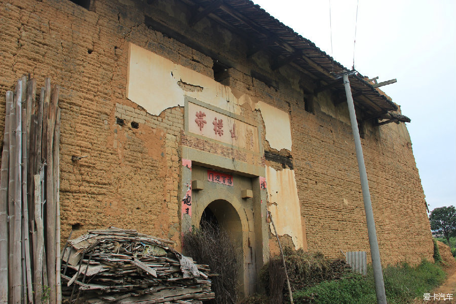 平和霞寨土楼图片