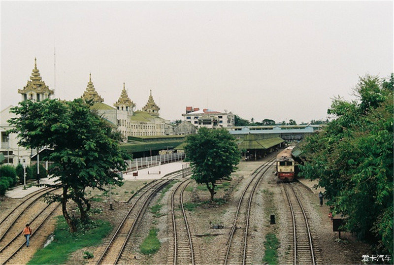 缅甸铁道旅行