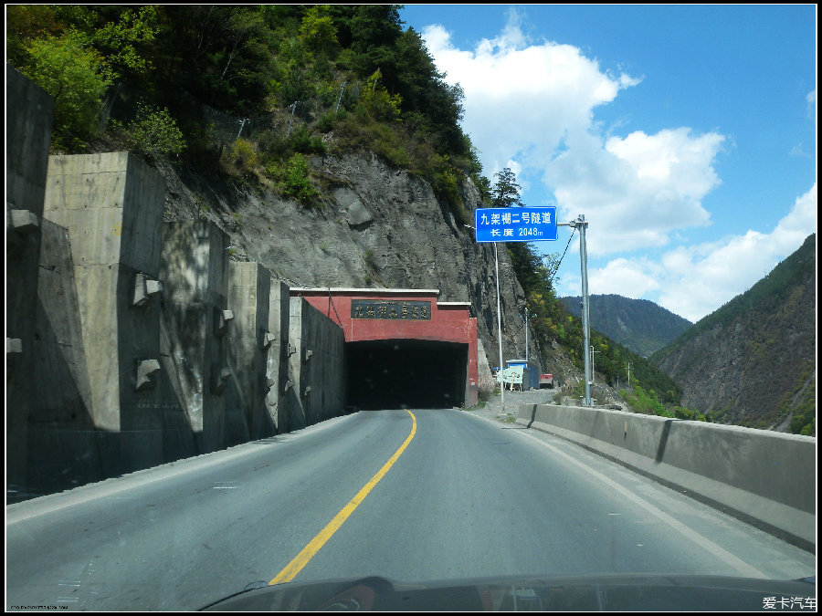 金川隧道图片