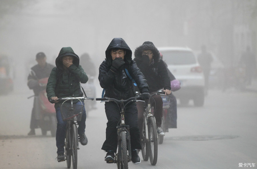 【生物】空气污染对人类生活的影响联系到自然危害,身体健康上