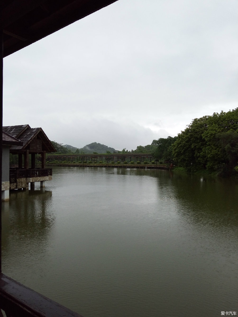 自駕潮州綠島旅遊山莊