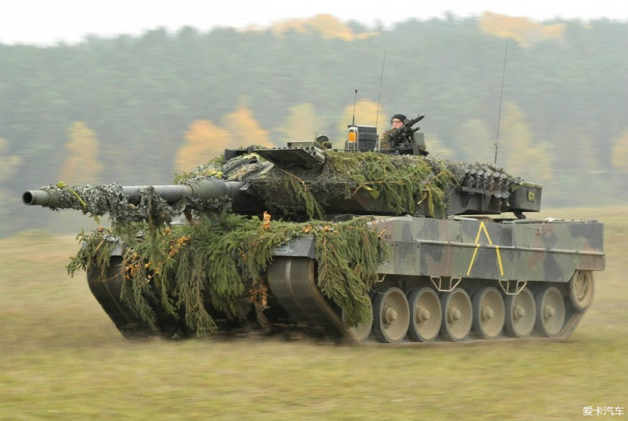 > 德国豹2坦克高清图
