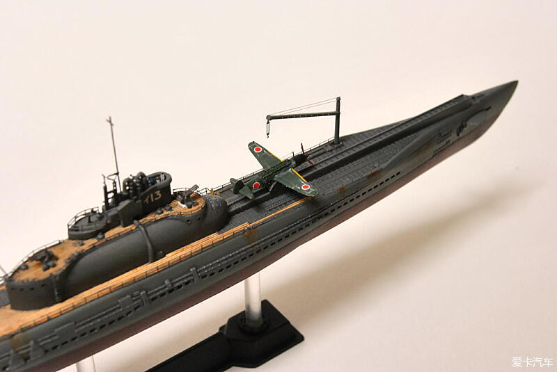 伊十三型潜艇也搭载2架彩云侦察机
