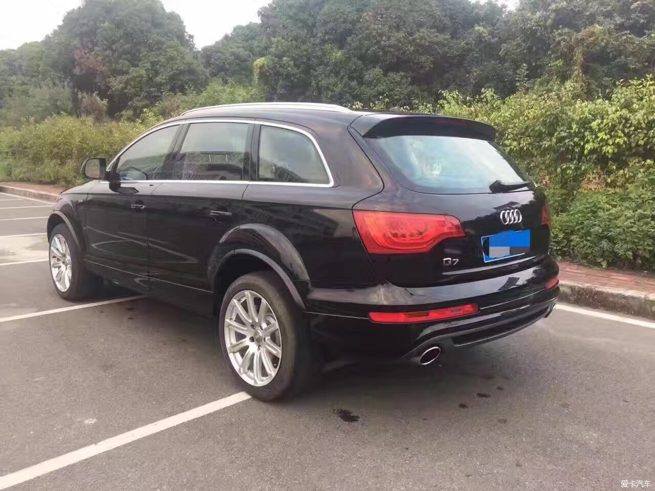 2012奧迪q7 3.0t/sline版/黑色,黑內