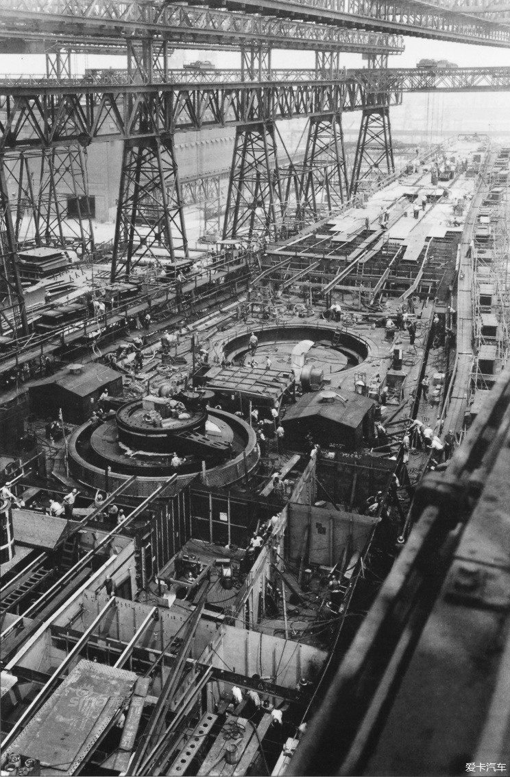 苏联尼古拉耶夫造船厂图片