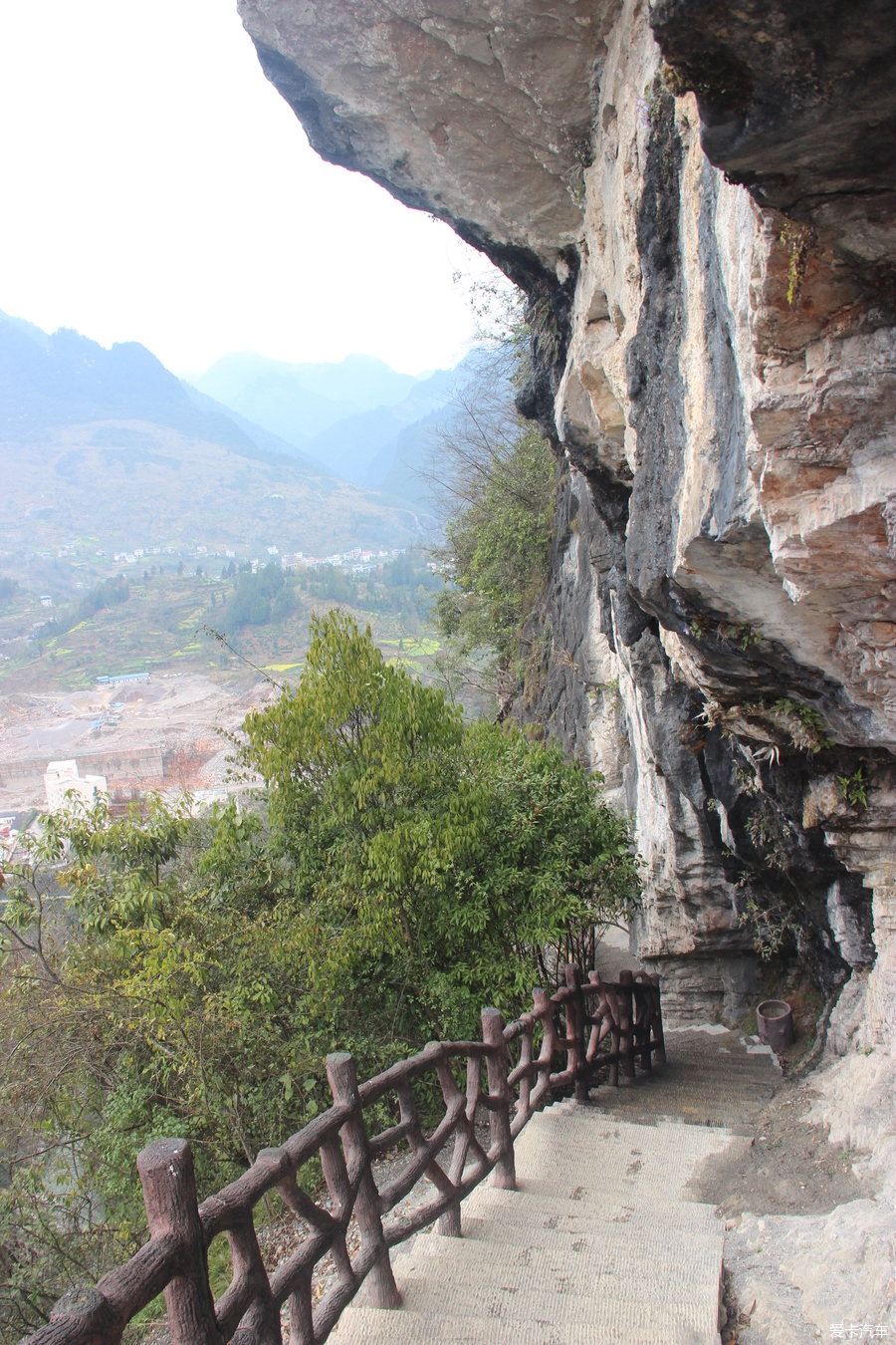 鹤峰八峰山图片