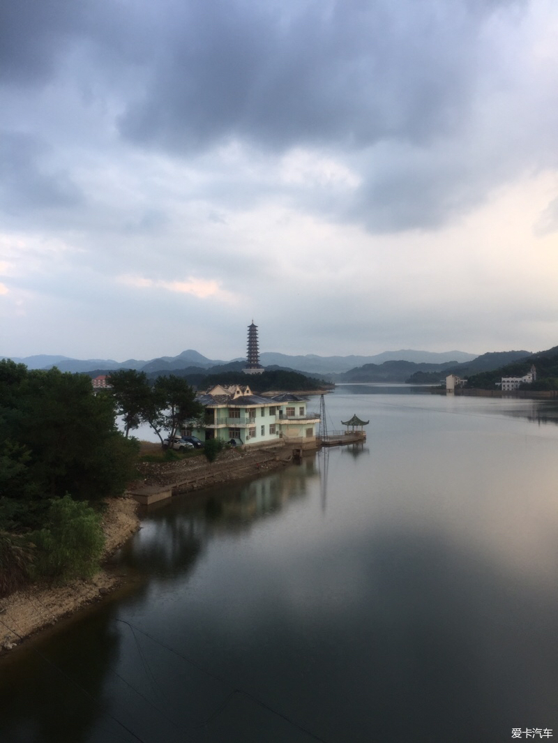 新洲道观河风景区