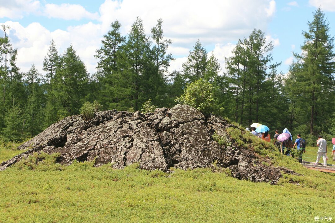 火山熔岩冢