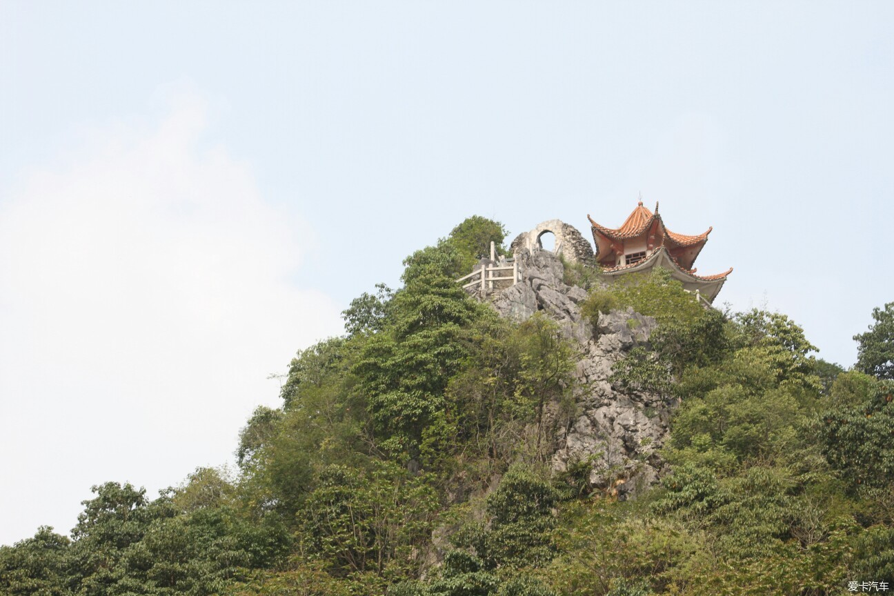 天等县独秀峰图片