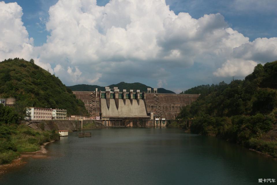 河源枫树坝水库,广东省第二大水库发电站!非常大气壮观!