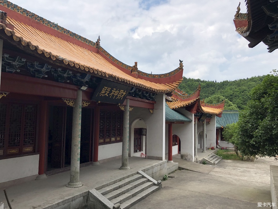 召唤招财猫行走潇湘之问道云阳山祈福南岳宫