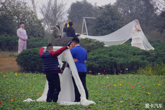 口述摄影师拍婚纱照_拍婚纱照被摄影师绿