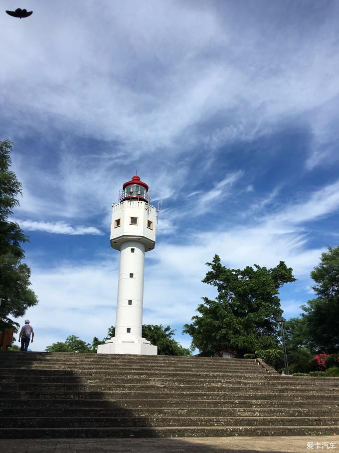 > 因為時間忙,只能去潿洲島度蜜月