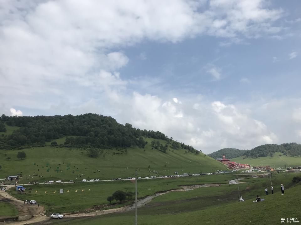 寶雞吉利帝豪gs車友會關山草原自駕遊