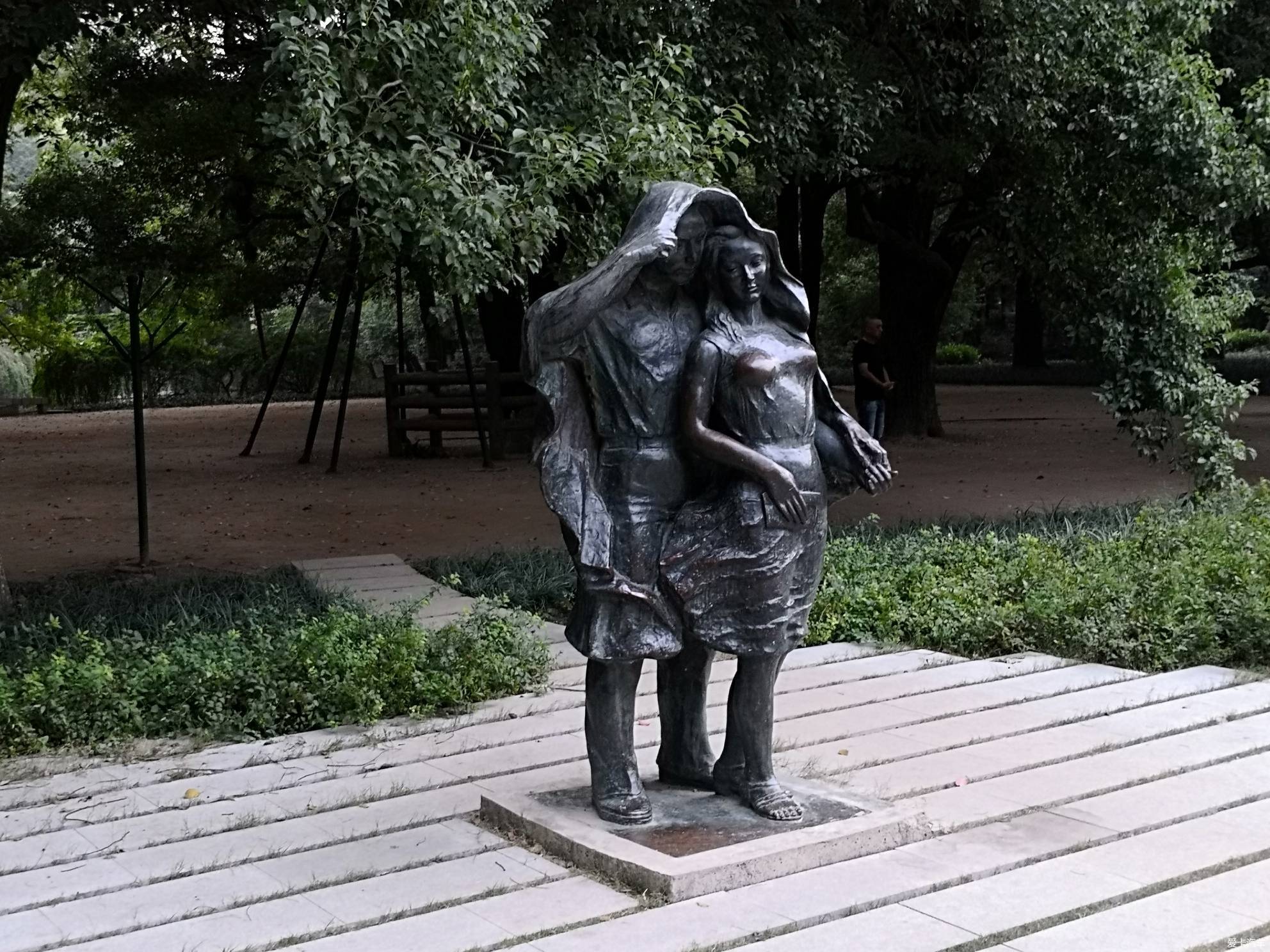 江阴中山公园雕塑图片