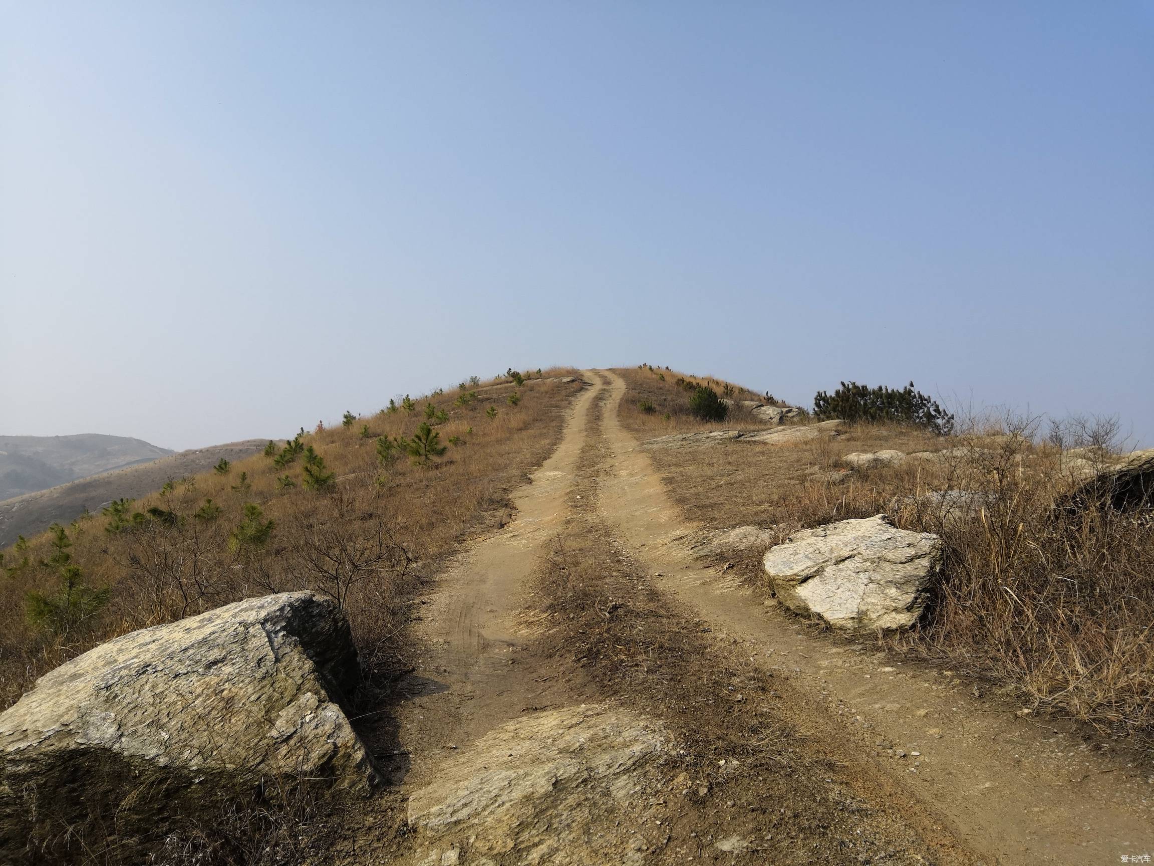 黄陂有座山,山上路弯弯