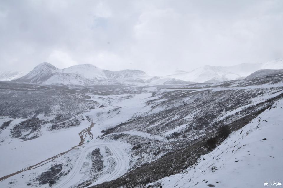 d90川西自駕遊之雪地雅哈埡口觀景