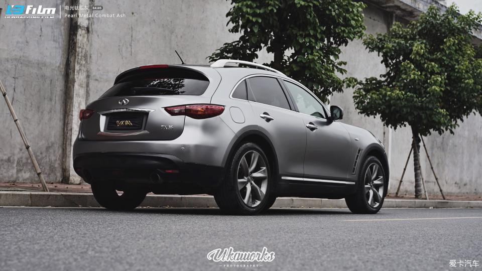 fx35贴了改色膜完胜原厂车漆,果断新车改颜色_英菲尼迪qx70论坛论坛