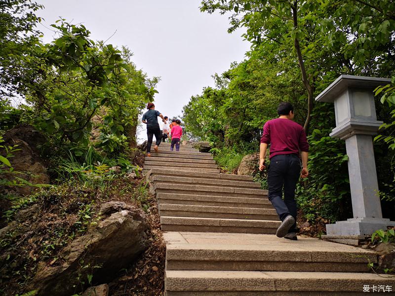 爬山樂趣蘇州大陽山國家森林公園