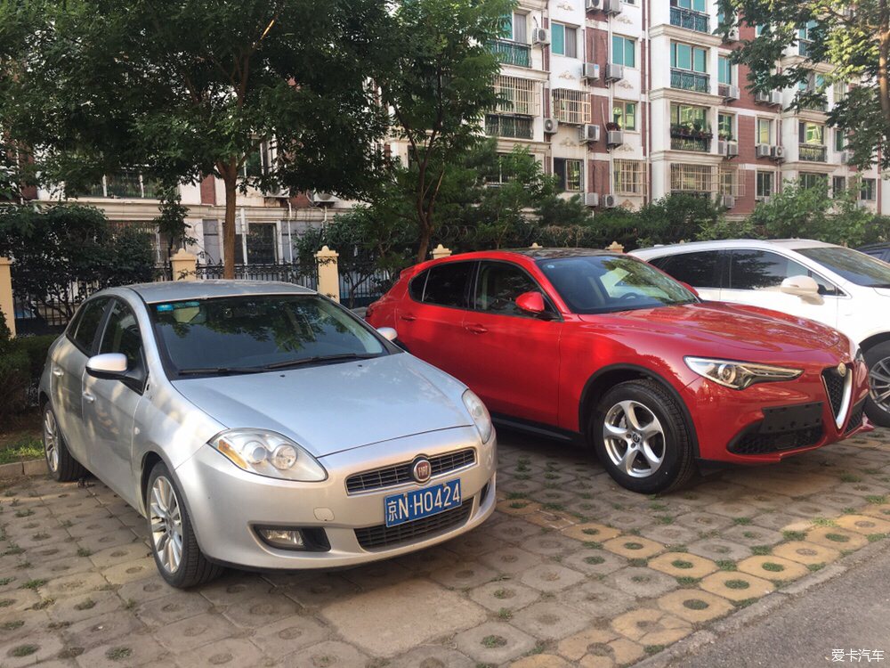 纪念一下，从Weekend到Bravo，现在Stelvio