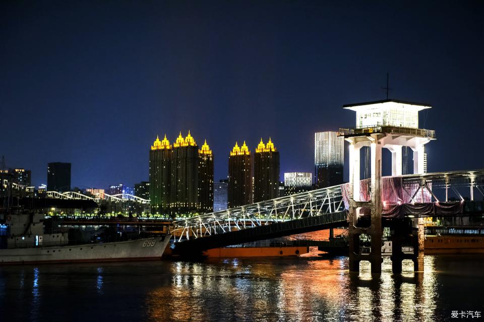 漢口江灘夜景