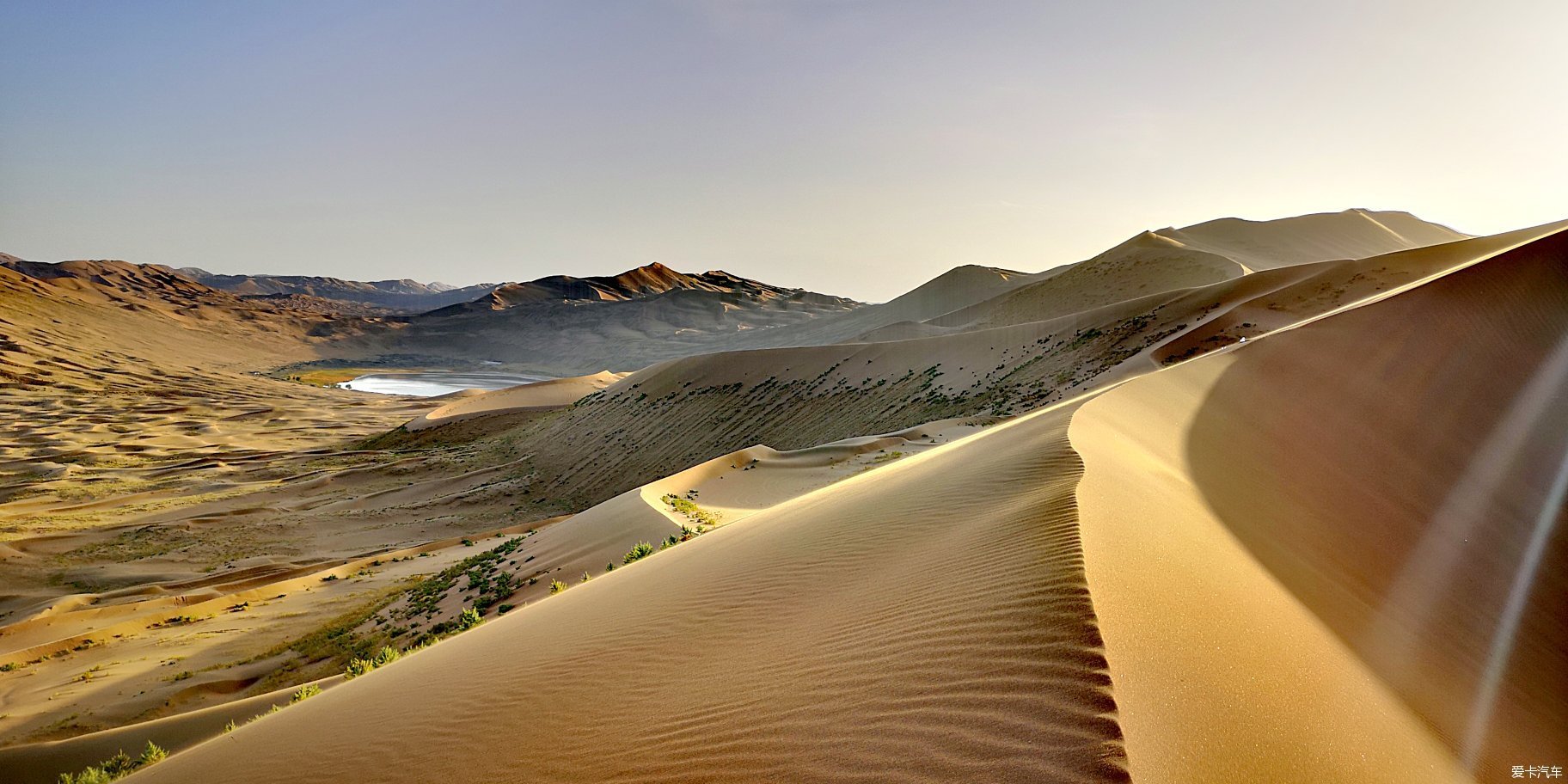 巴丹吉林沙漠风景区图片