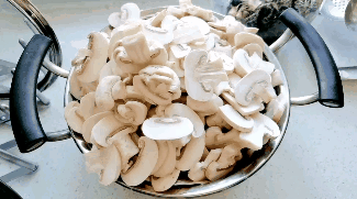 【晒伙食】自制奶油蘑菇汤