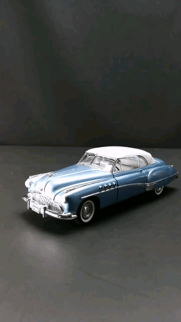 1949别克街头霸王跑车，1：24，东晓汽车模型收藏馆藏品。