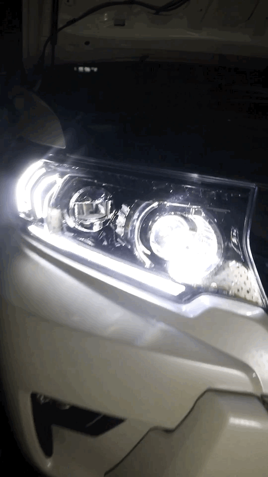 丰田新款普拉多低配也可以升级高配激光大灯