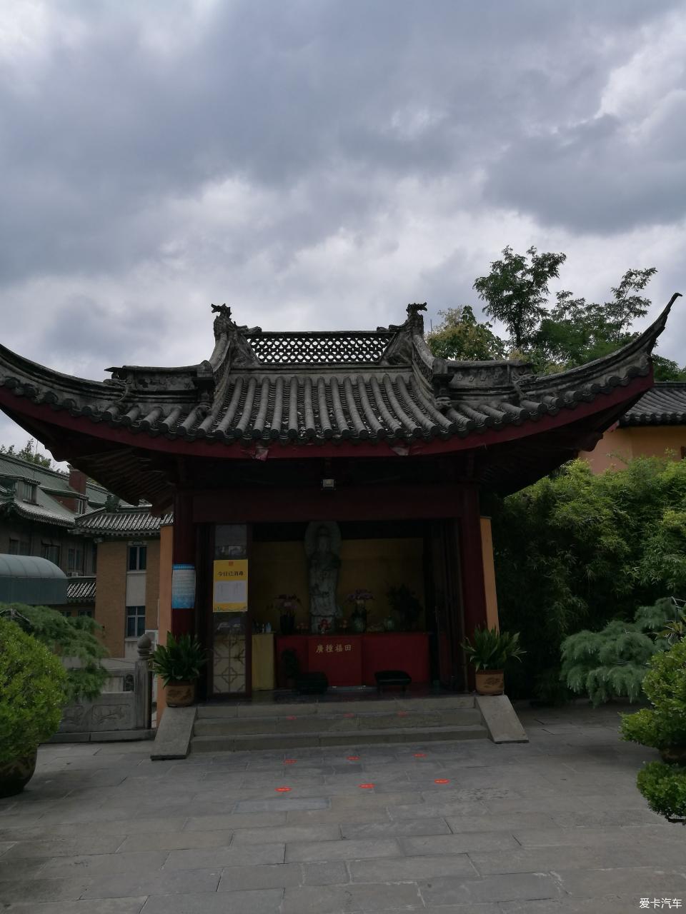 自駕遊新白娘子傳奇等熱播劇取景地南京古雞鳴寺