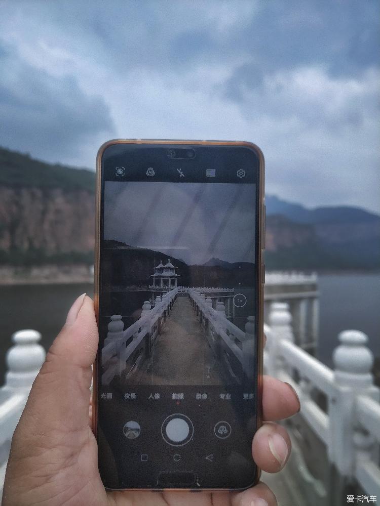 太行明珠秦王湖。