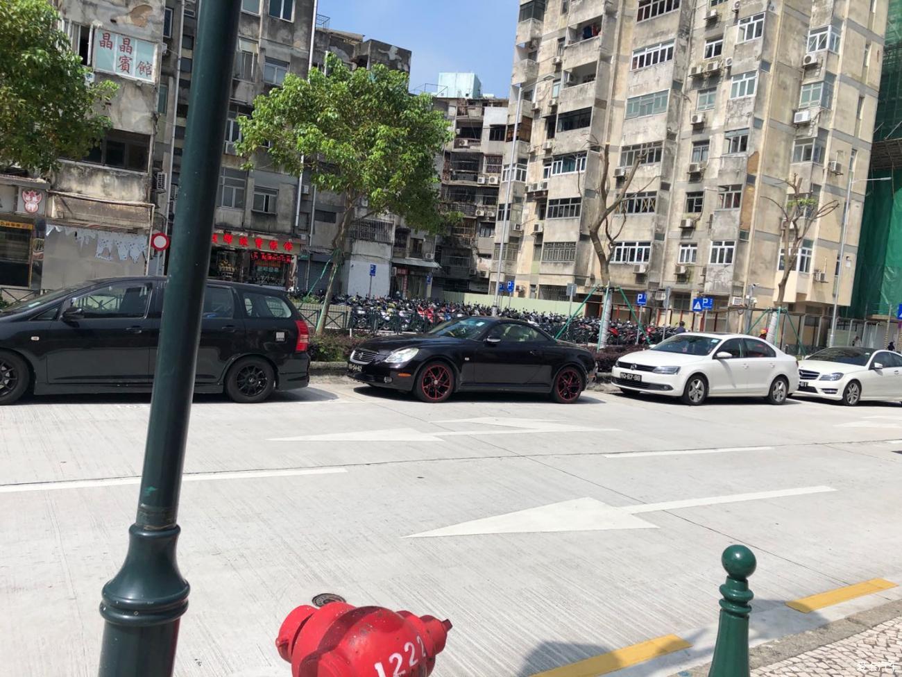 点击进入图库