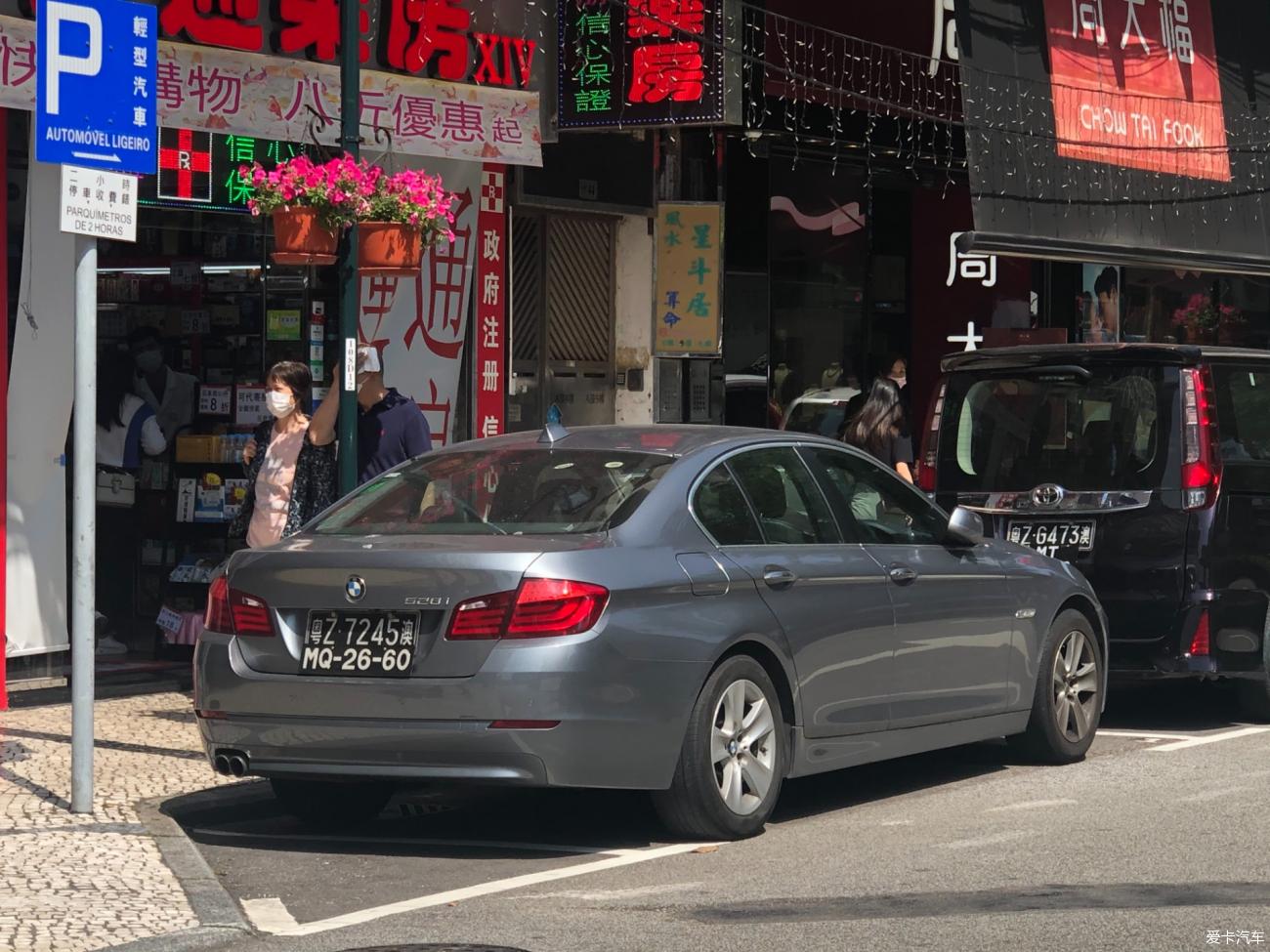 点击进入图库