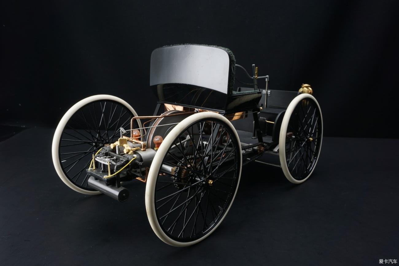 1896第一辆福特四轮汽车