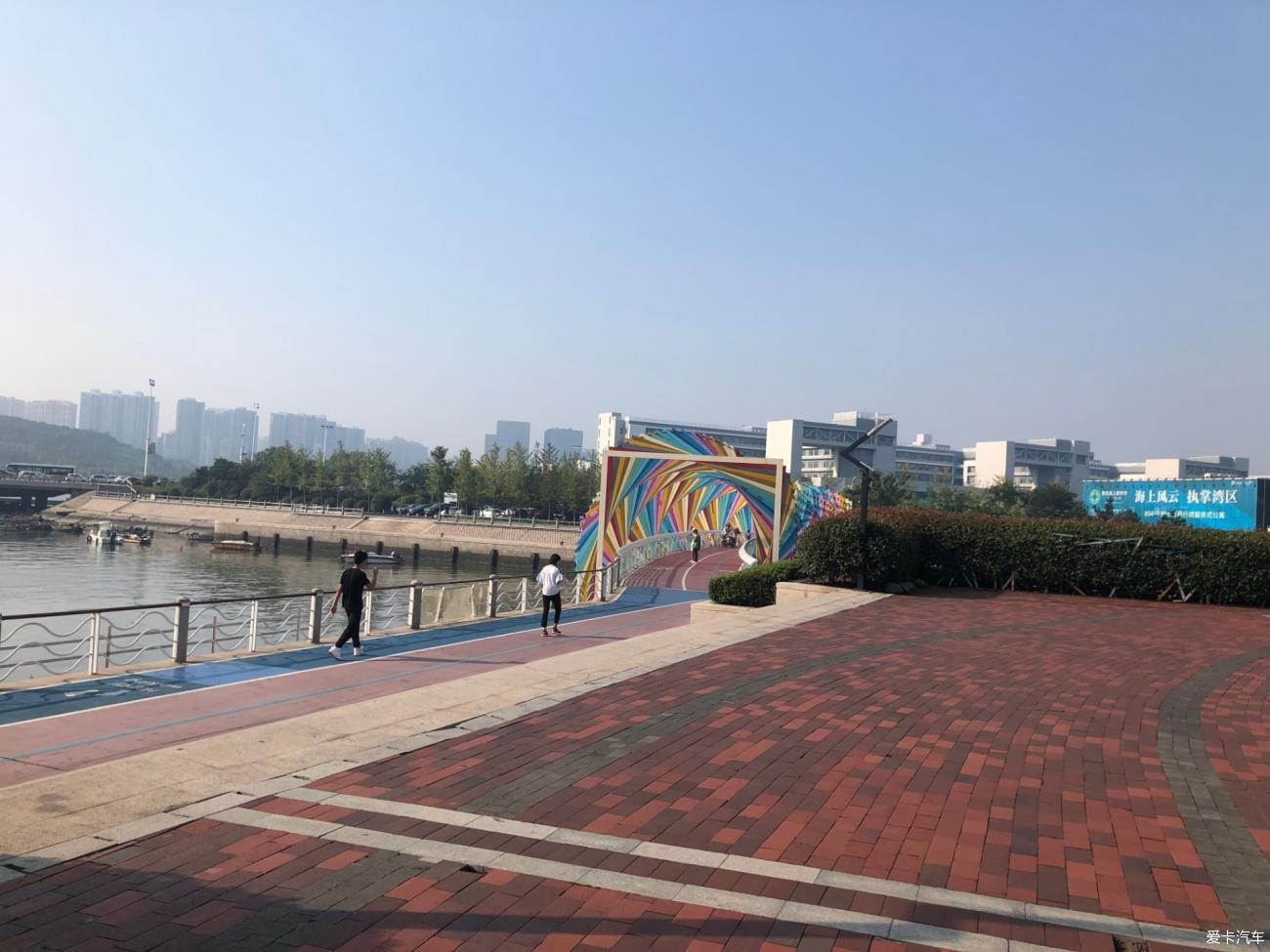 点击进入图库
