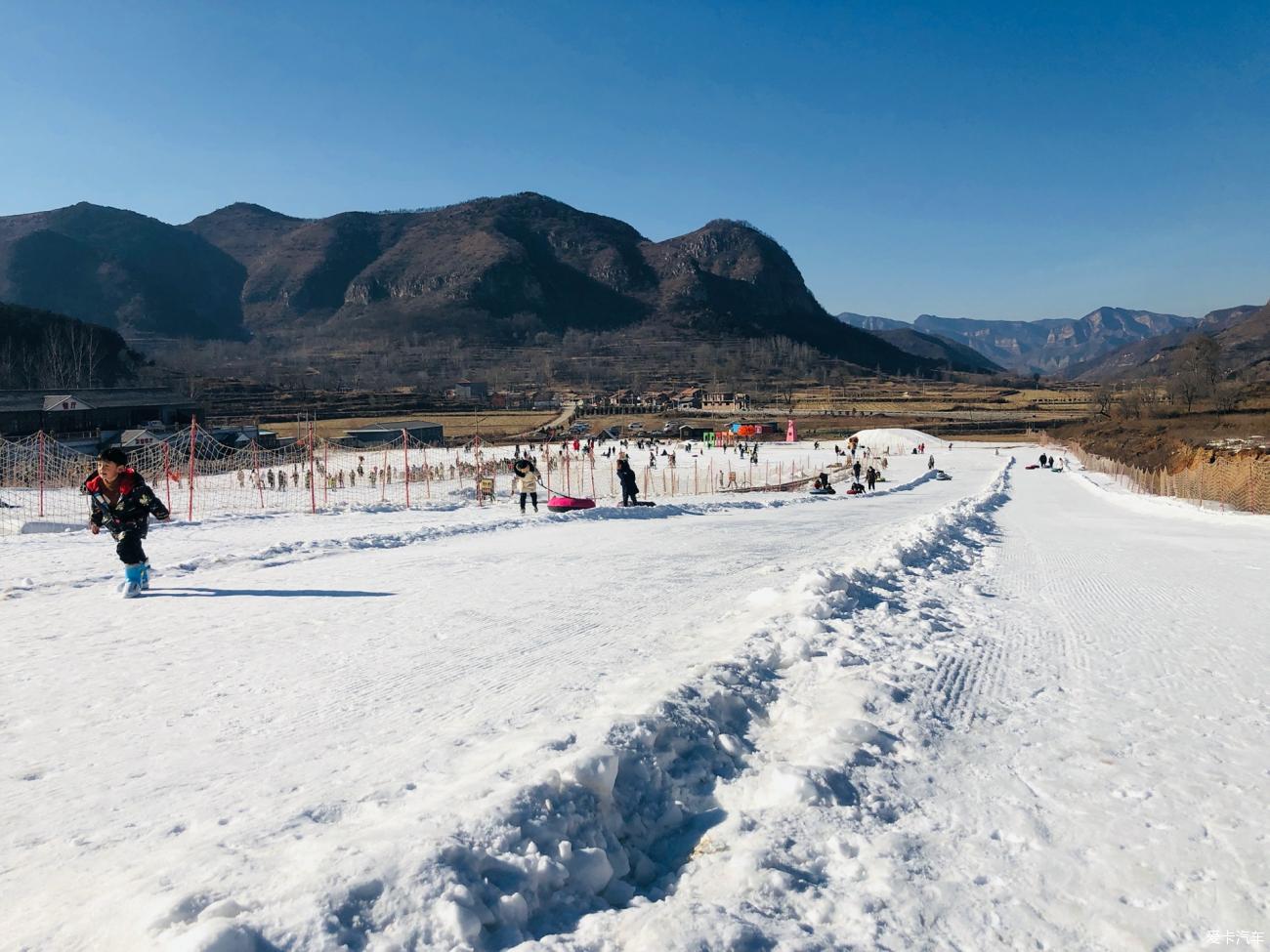 邢台axela自驾游天河山冰雪大世界滑雪记