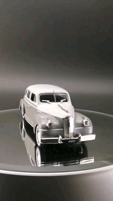 1945吉斯110型豪华轿车，1：43，东晓汽车模型收藏馆藏品。
