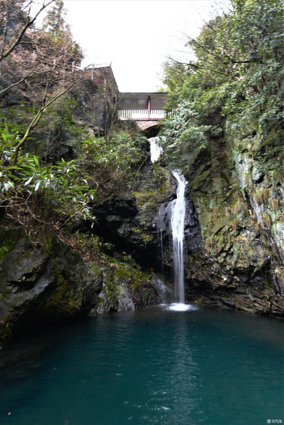 遊安吉靈溪山景區觀空中飛碟