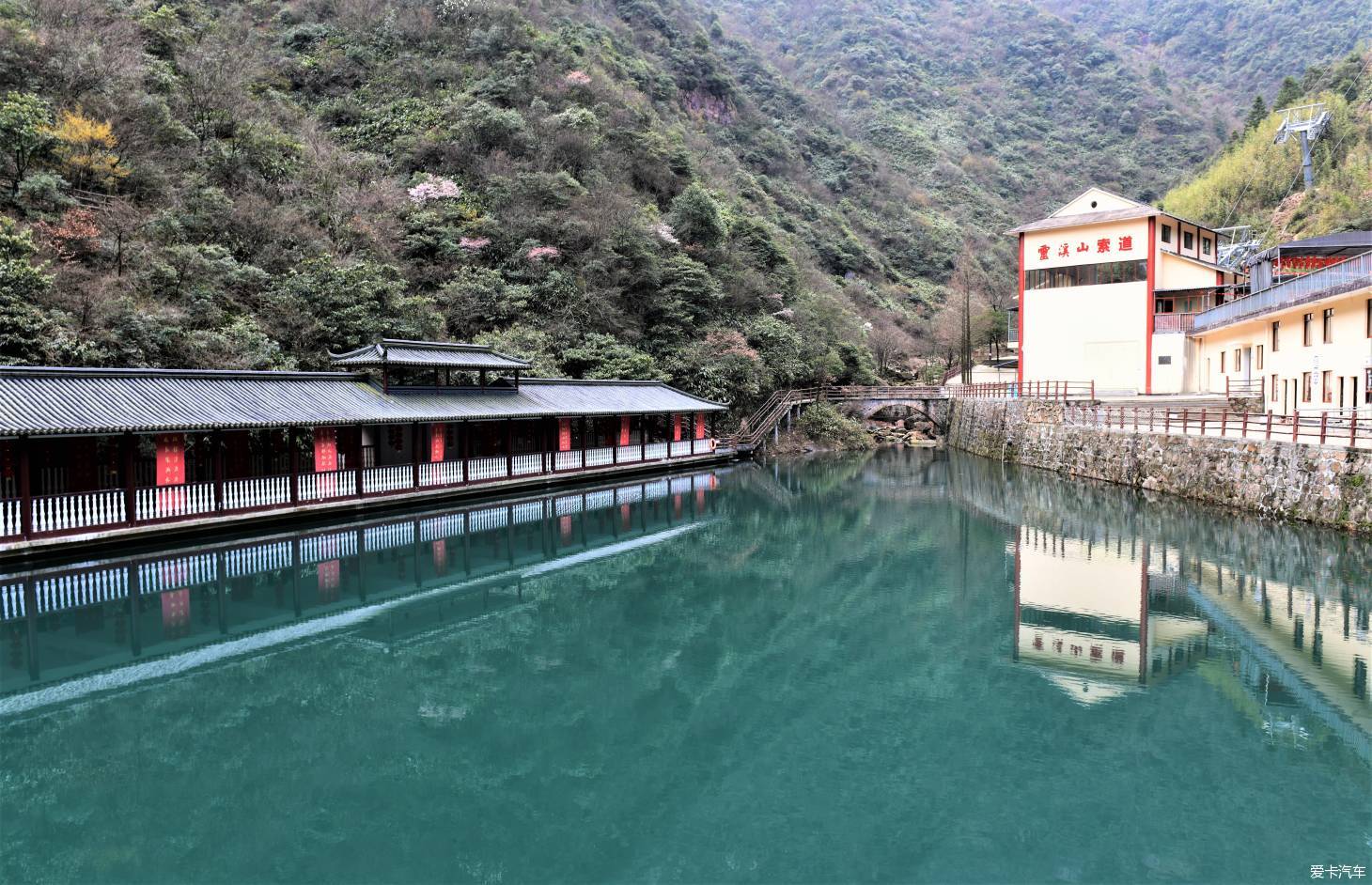 遊安吉靈溪山景區觀空中飛碟