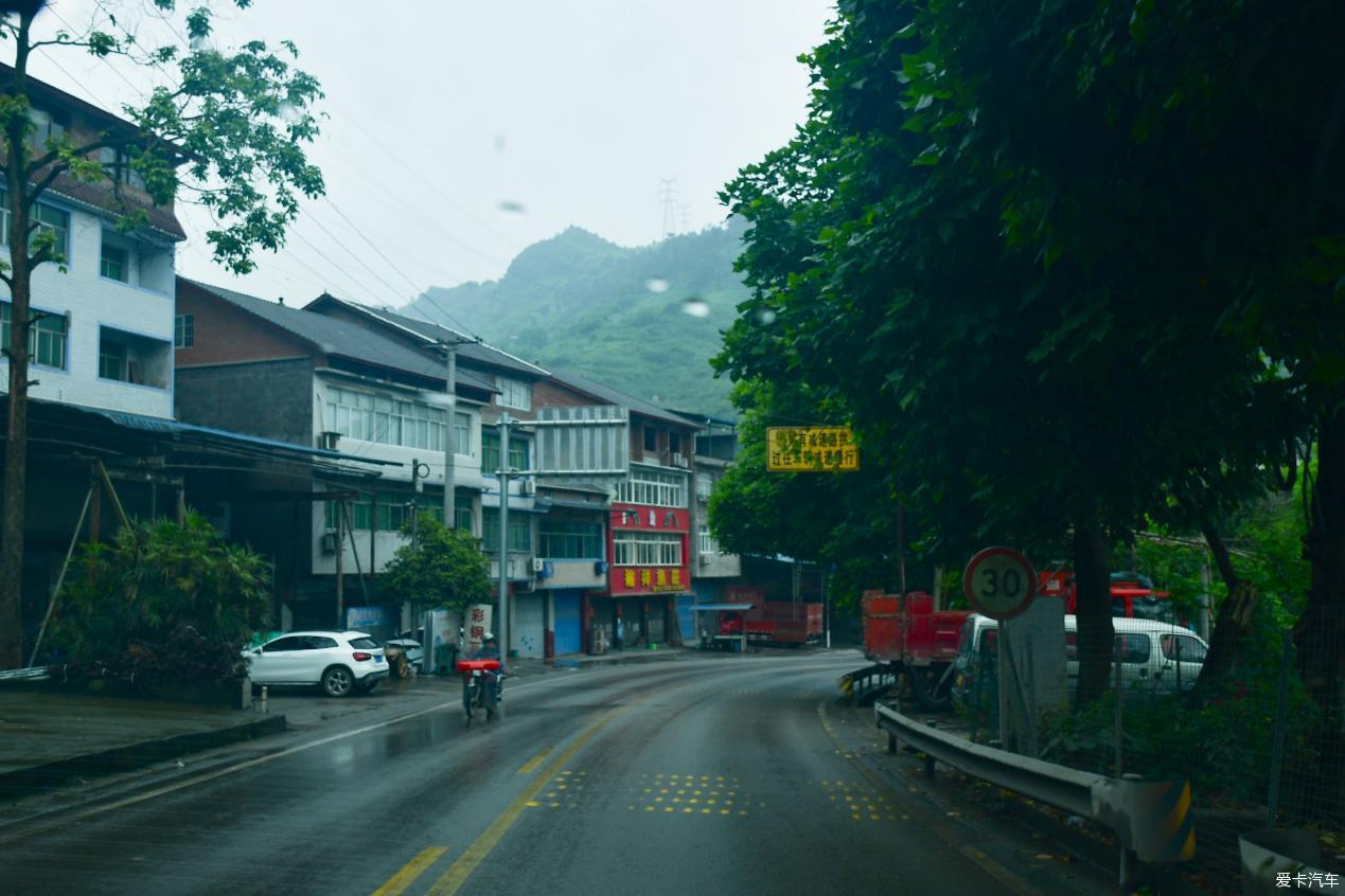 点击进入图库
