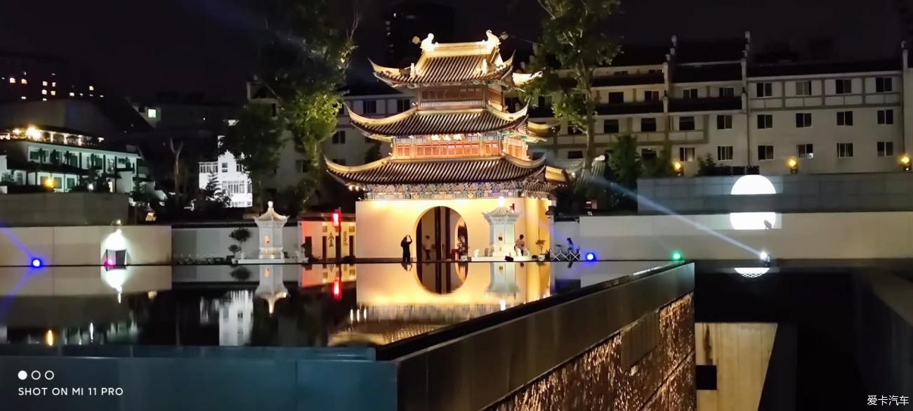 点击进入图库