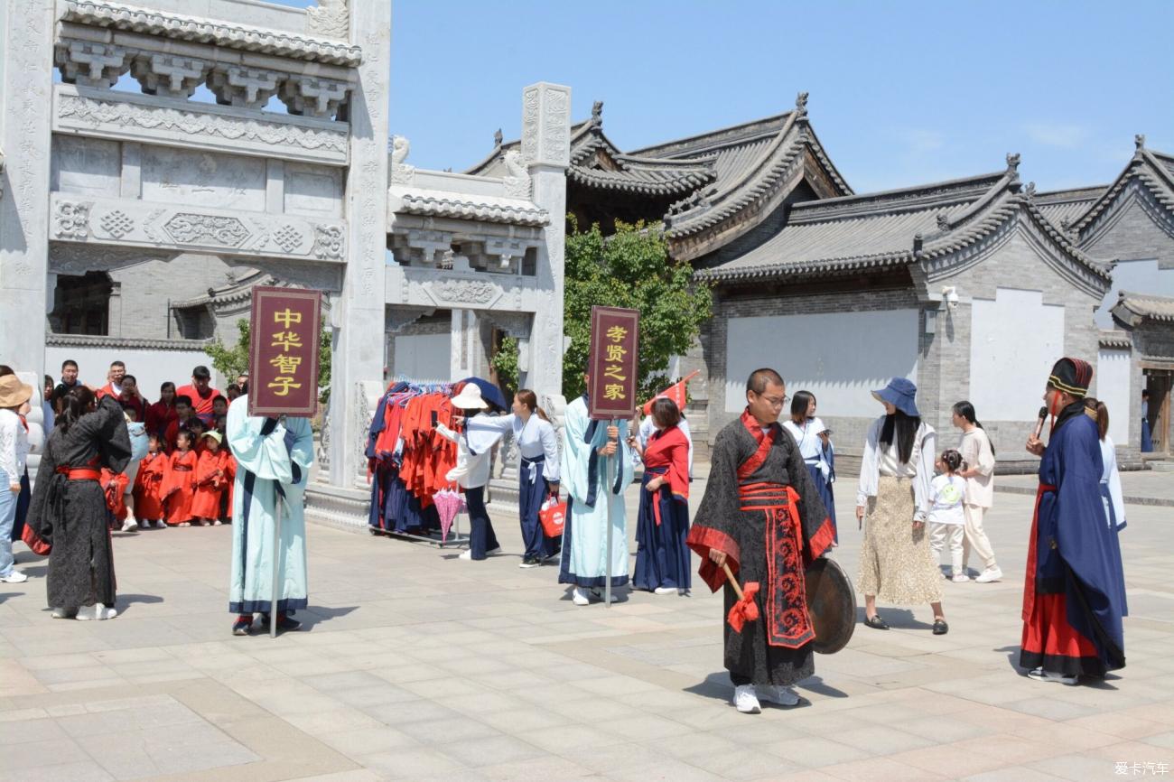点击进入图库