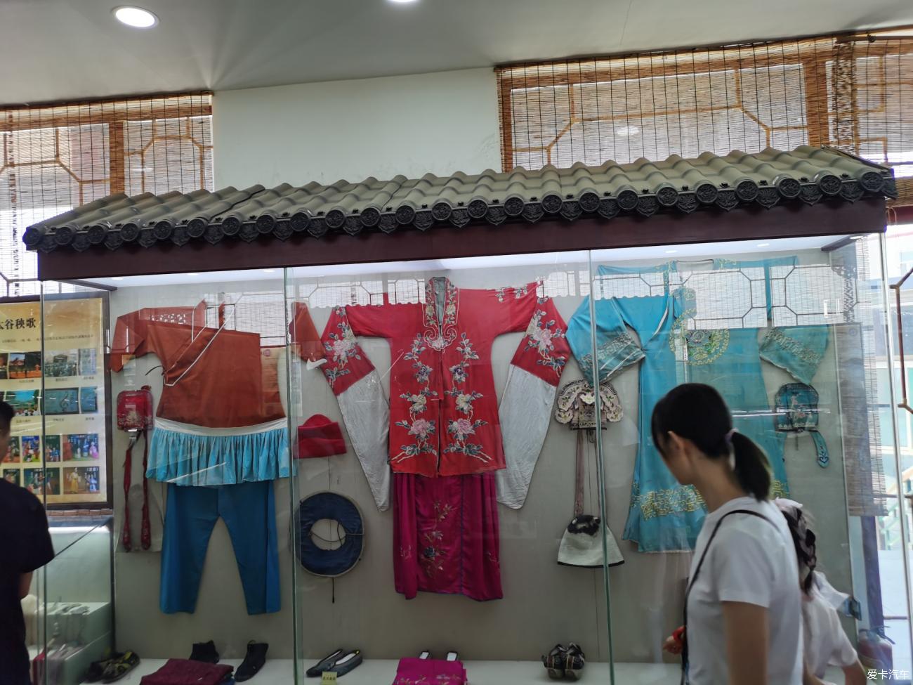 点击进入图库