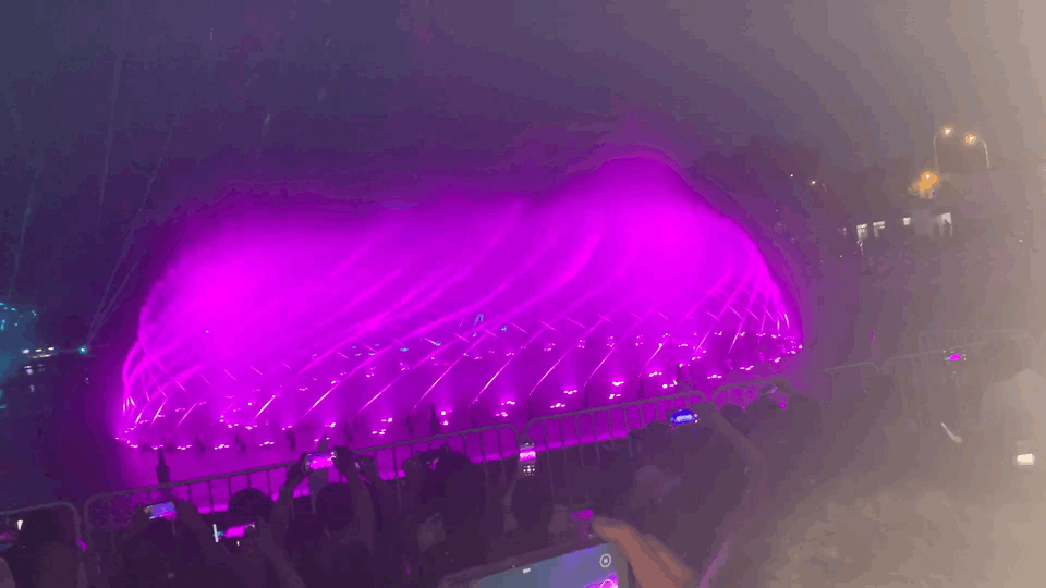 浑南之夏大型音乐喷泉盛典震撼全场。