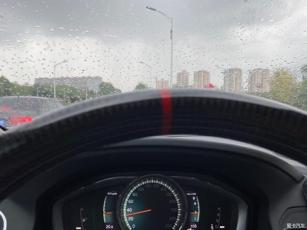 又下大雨了