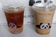 开着小四逛上海最著名的熊猫咖啡（龚俊联名代言）