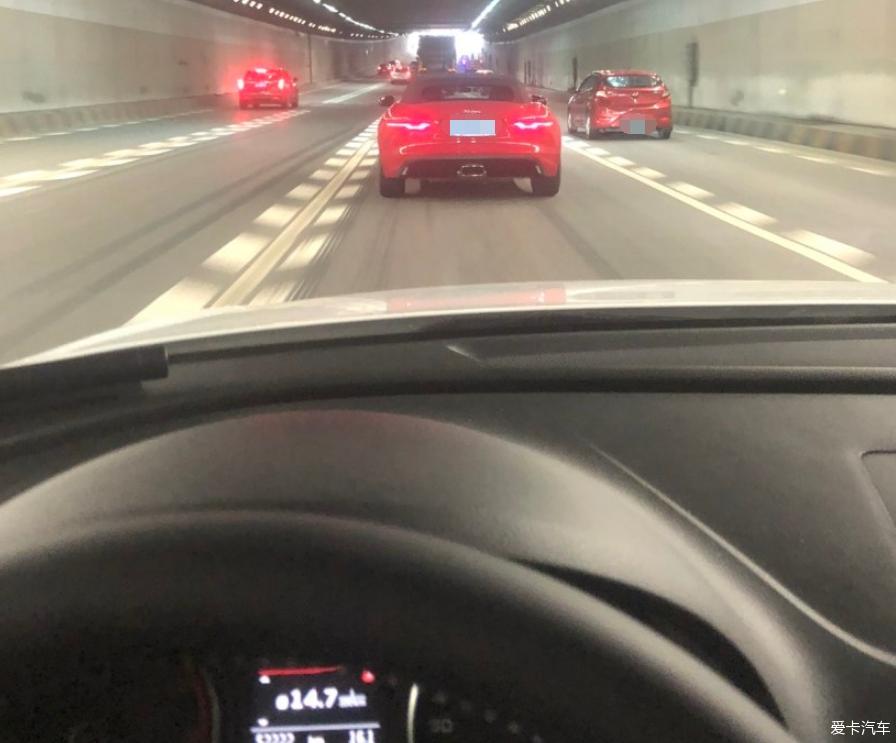 点击进入图库