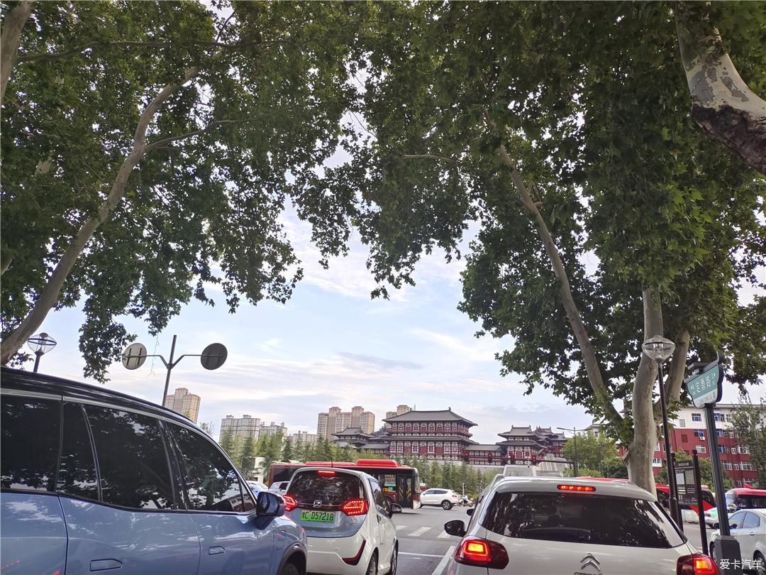 点击进入图库